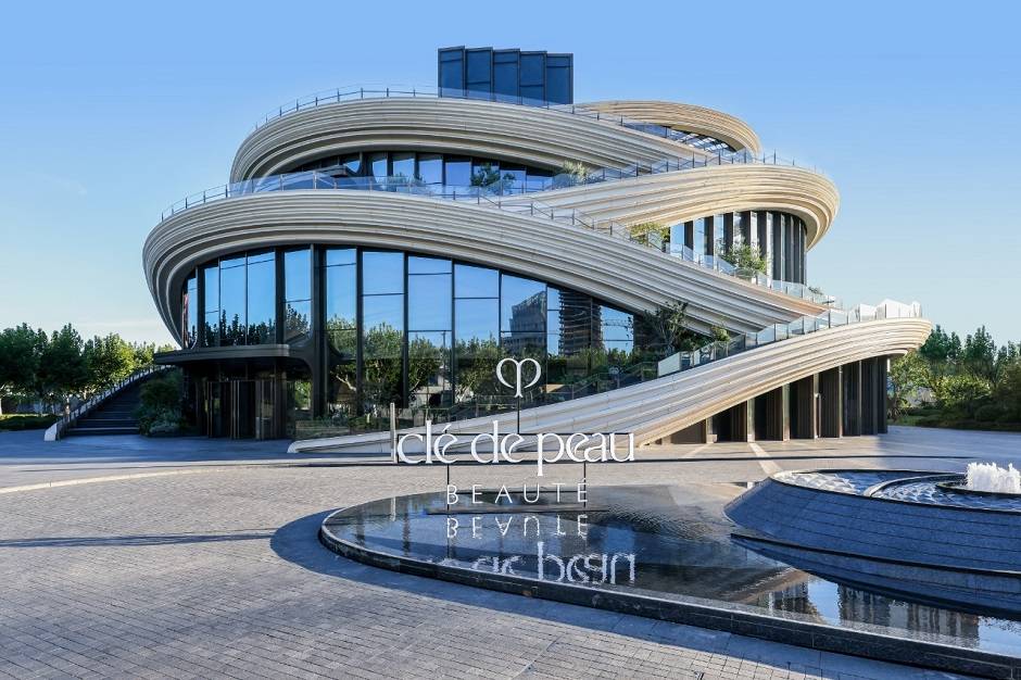 日夜新生 钥启光采 CPB肌肤之钥「钻光护肤系列」重磅革新